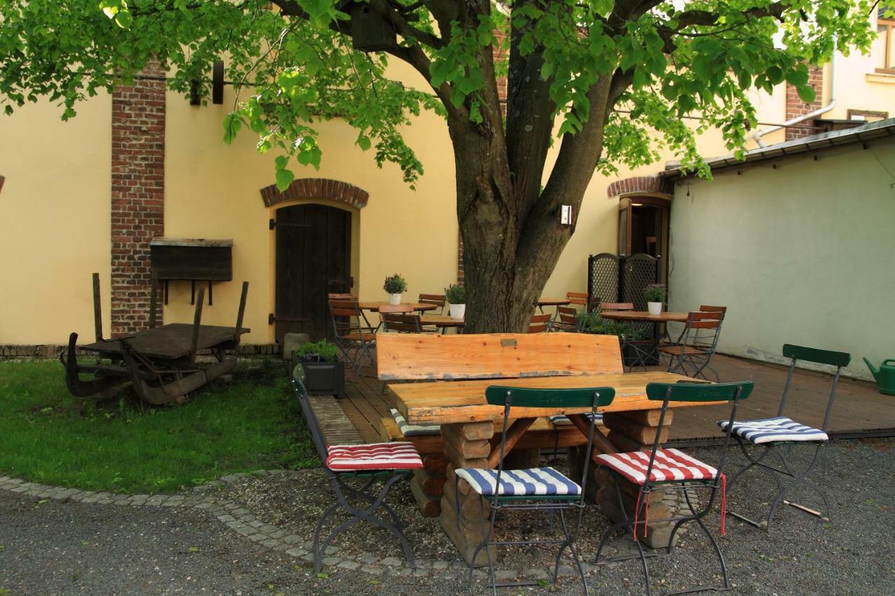 Pension Und Gaststaette "Zur Brauschaenke" Schoeneck  Exterior photo